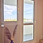 Escapade Rochelaise , 10 Min De La Mer&parking Appartement *