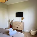 Appartement Escapade Rochelaise , 10 Min De La Mer&parking La Rochelle (Charente-Maritime)