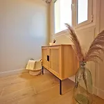 Escapade Rochelaise , 10 Min De La Mer&parking Appartement