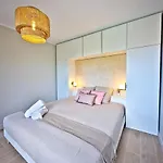 Appartement Escapade Rochelaise , 10 Min De La Mer&parking